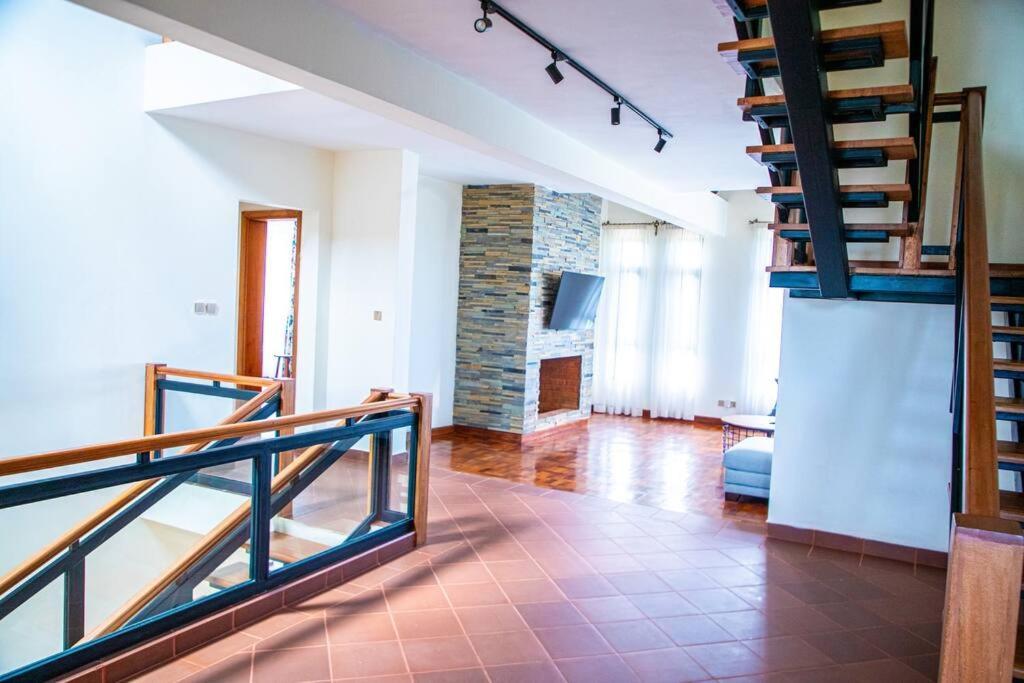 Kirimara Woodlands, Nanyuki Hotel Kültér fotó